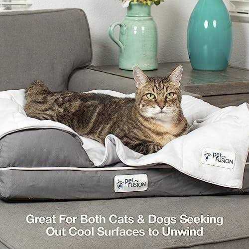 Lightweight Cat and Dog Cooling Blanket S72034
