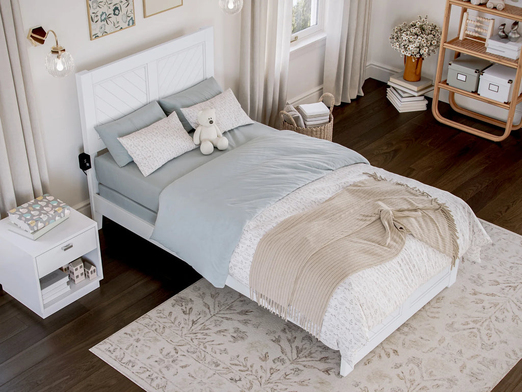White Solid Wood Twin Bed Frame with Footboard I157