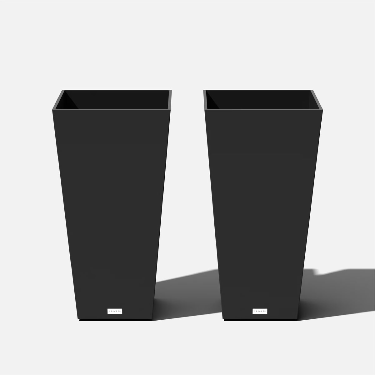 Black Plastic Planter 2-Pack D179517