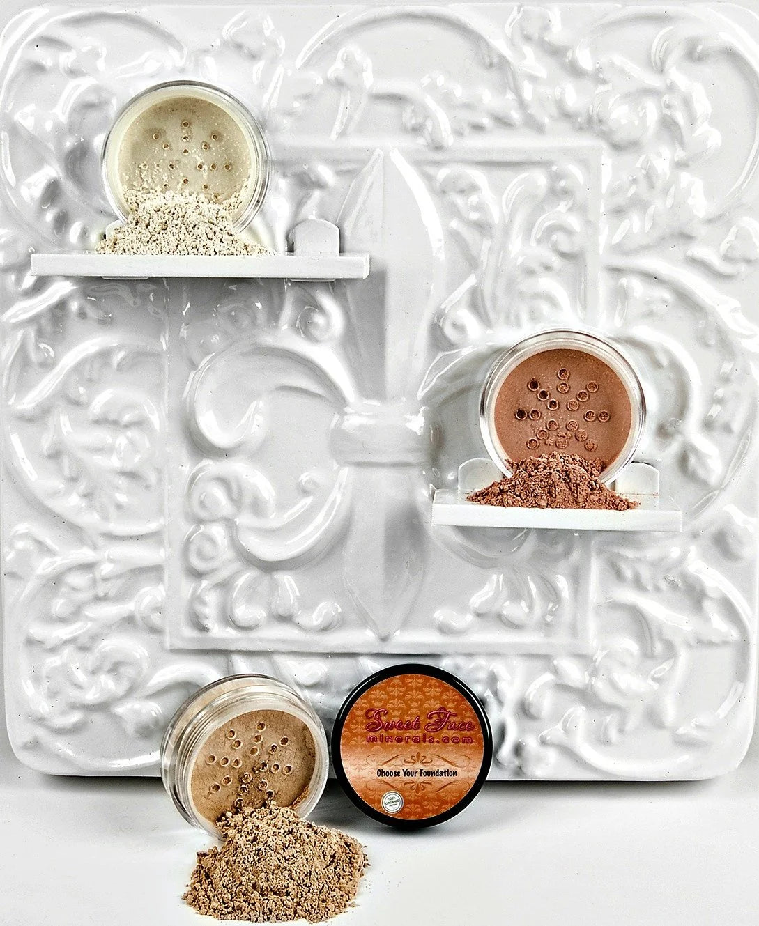 3 pc Light Tan Mineral Makeup Set Q32849