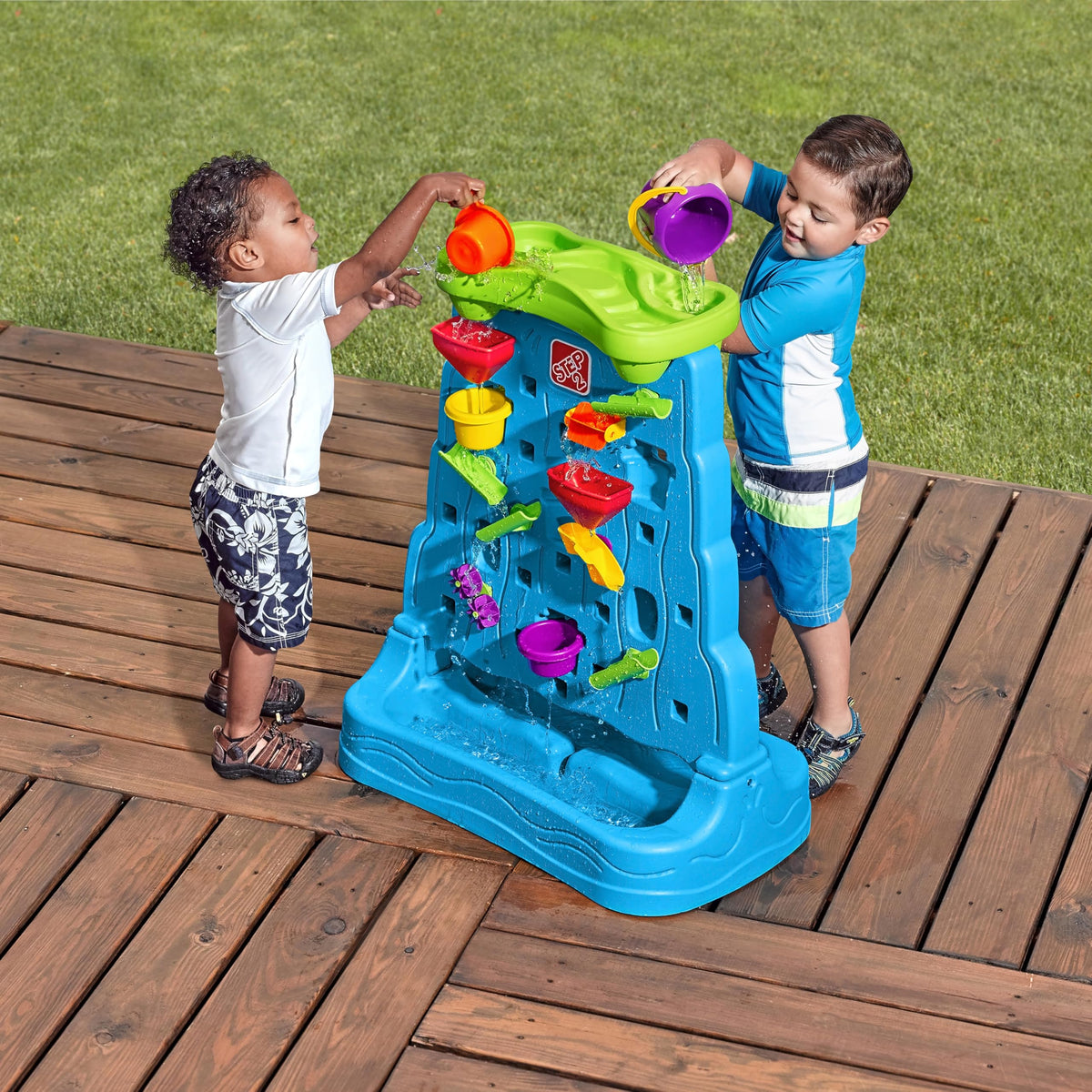 Double-Sided Water and Sand Activity Table, 13 Piece W76188