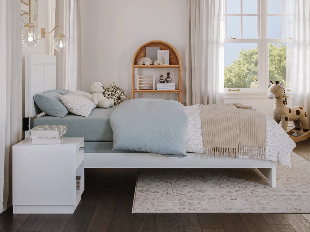 White Solid Wood Twin Bed Frame with Footboard I157