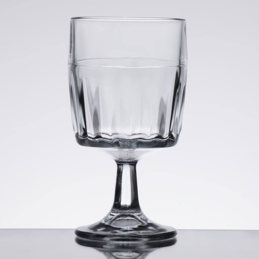 10.5 oz. Rim Tempered Glass Goblet B966623