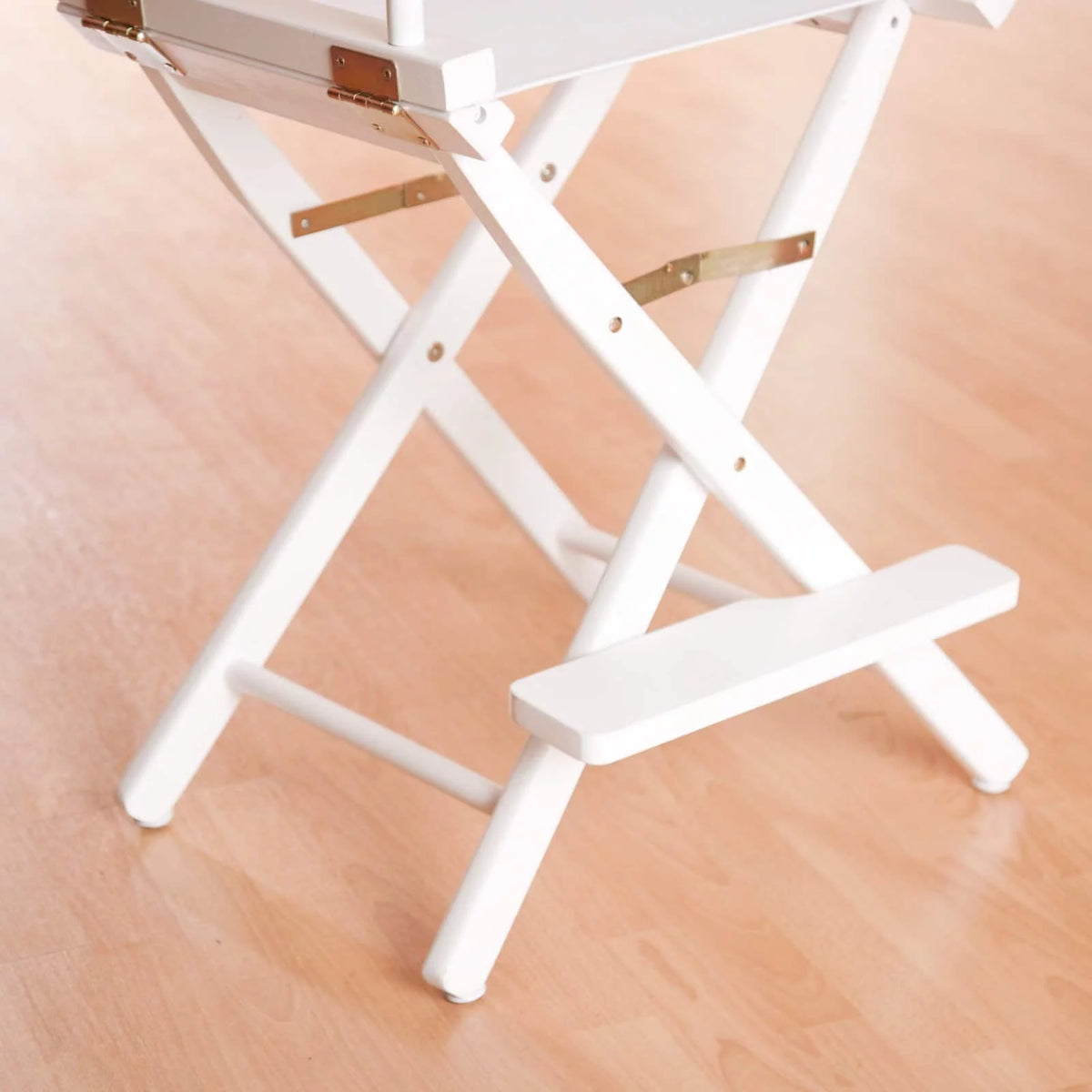24" Director's Chair Navy Blue Canvas Q77902
