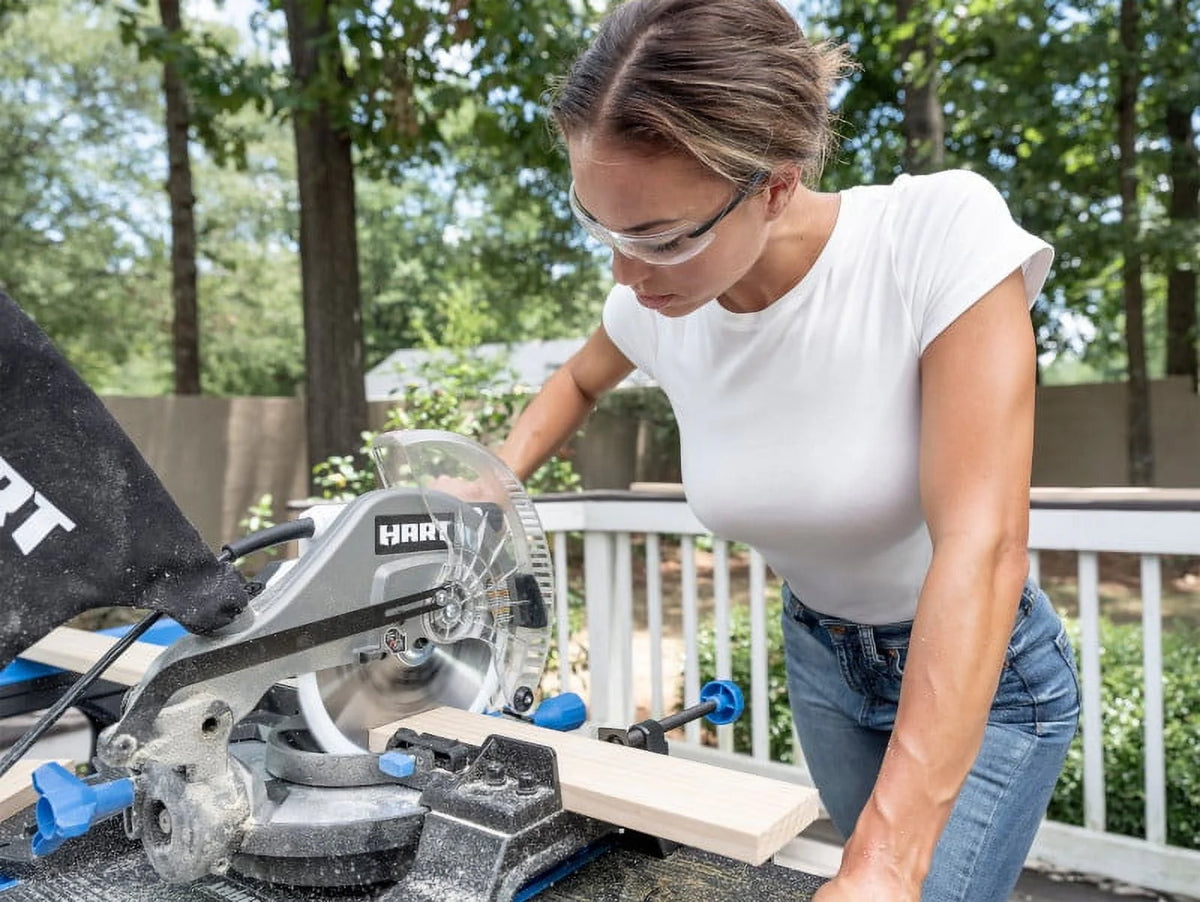 10-inch 14-Amp Compound Miter Saw Q271